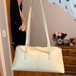 Viral Rachel Zoe Cream/Off white Shoulder Bag